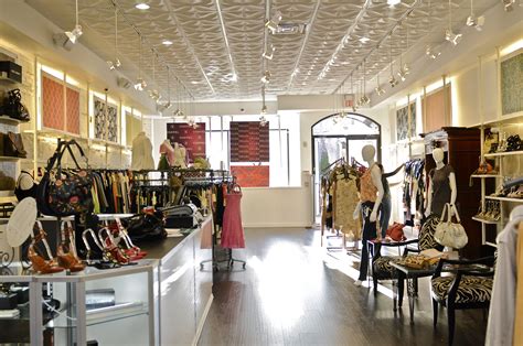 designer consignment boutiques.